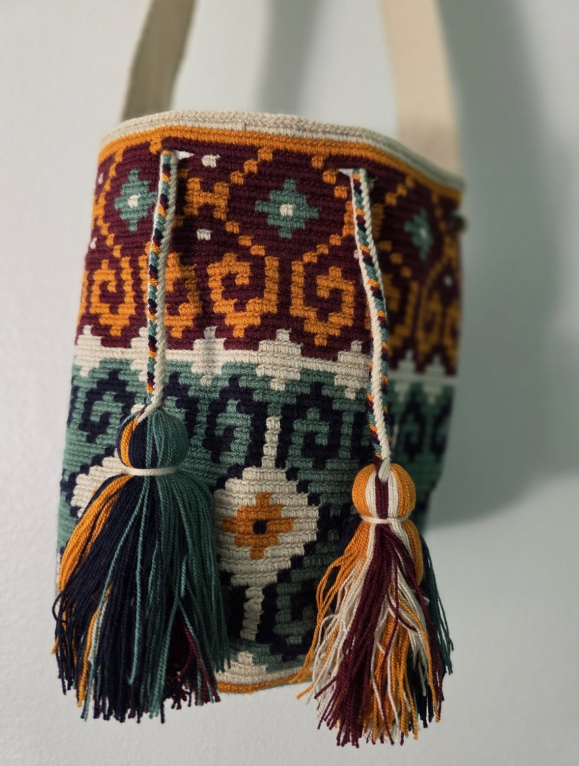 Jungle Mosaic - Medium Wayuu Mochila Bag - RO14