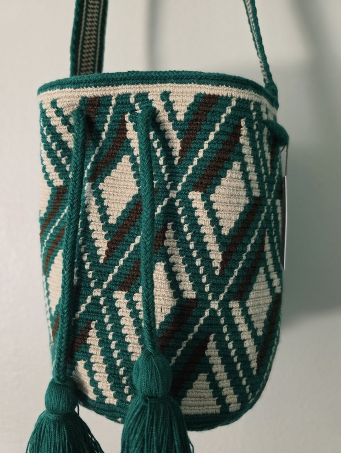 Emerald Canyon - Authentic Wayuu Mochila Crossbody Bag RO12